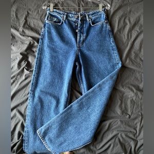 Tapered leg jeans 👖